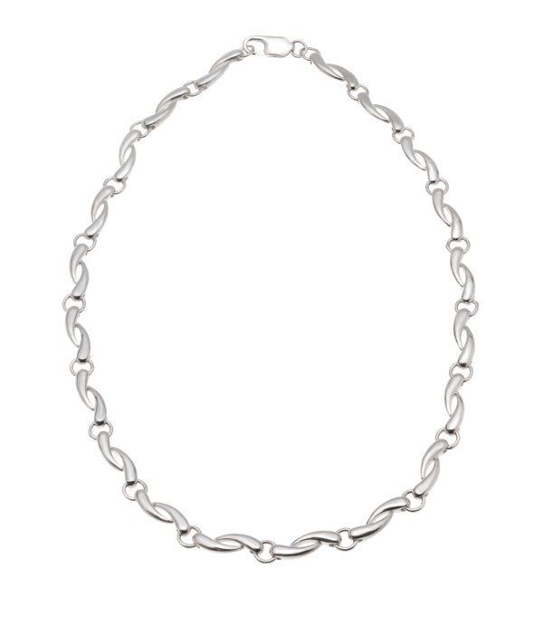 Modern filigree style necklace