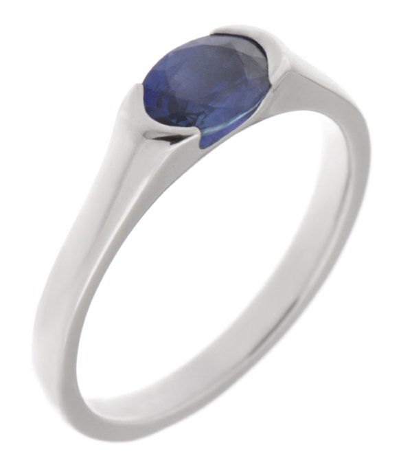 Maya modern oval shape blue sapphire solitaire ring main