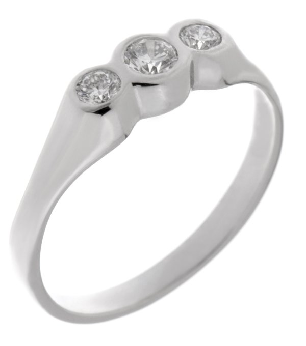 Gypsy style round brilliant cut diamond trilogy ring